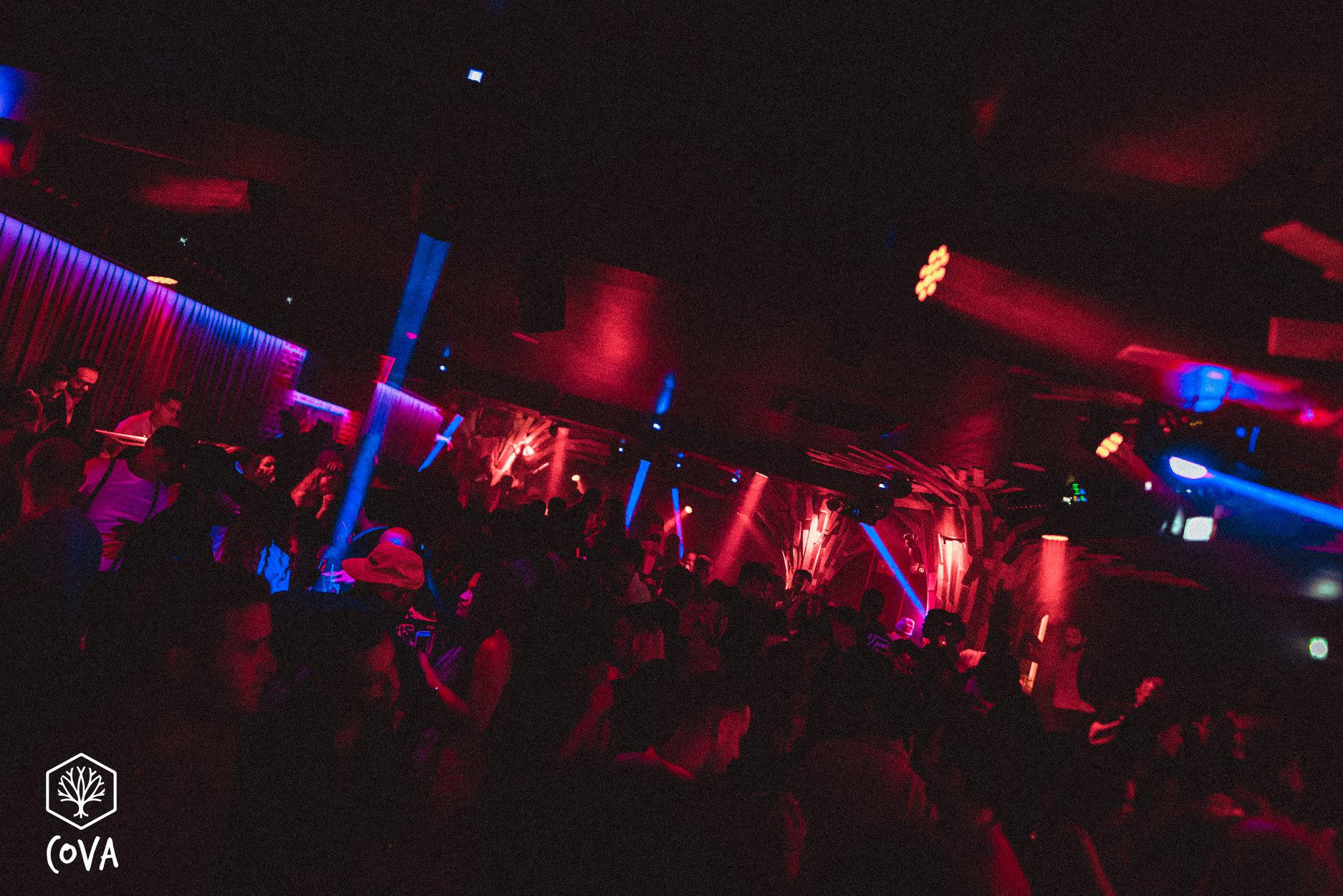 Cova Club Paris Night Club